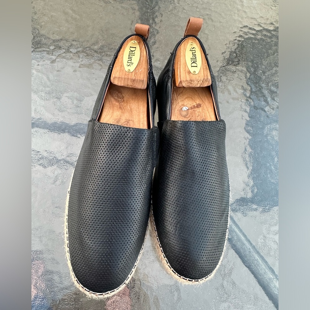 GENTLE SOULS BLACK SLIP ON FLATS SHOE LIZZY A-LINE SPORTY size 8.5